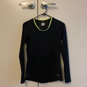 Nike Medium Black Running Top